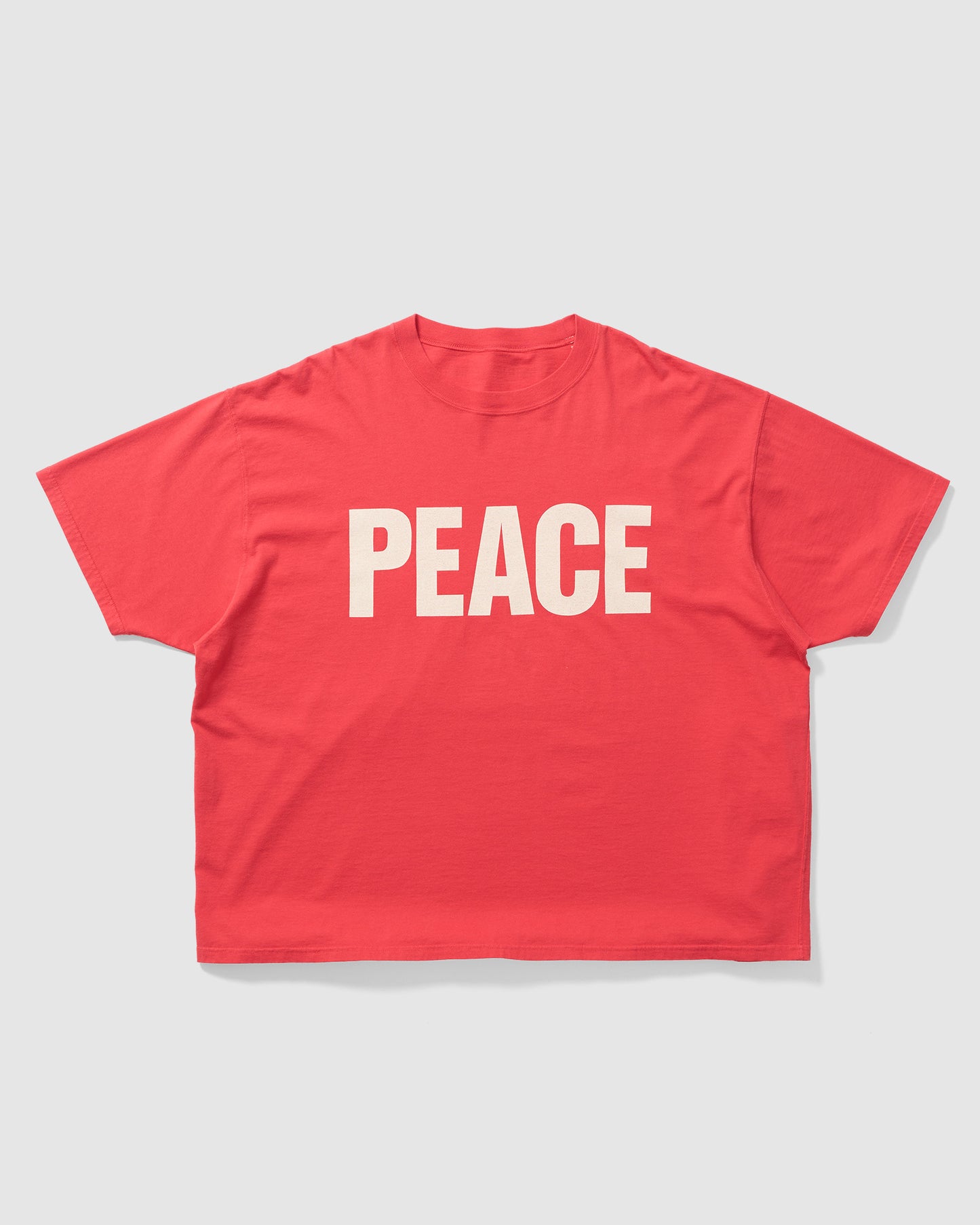 SLOGAN TEE PEACE RED
