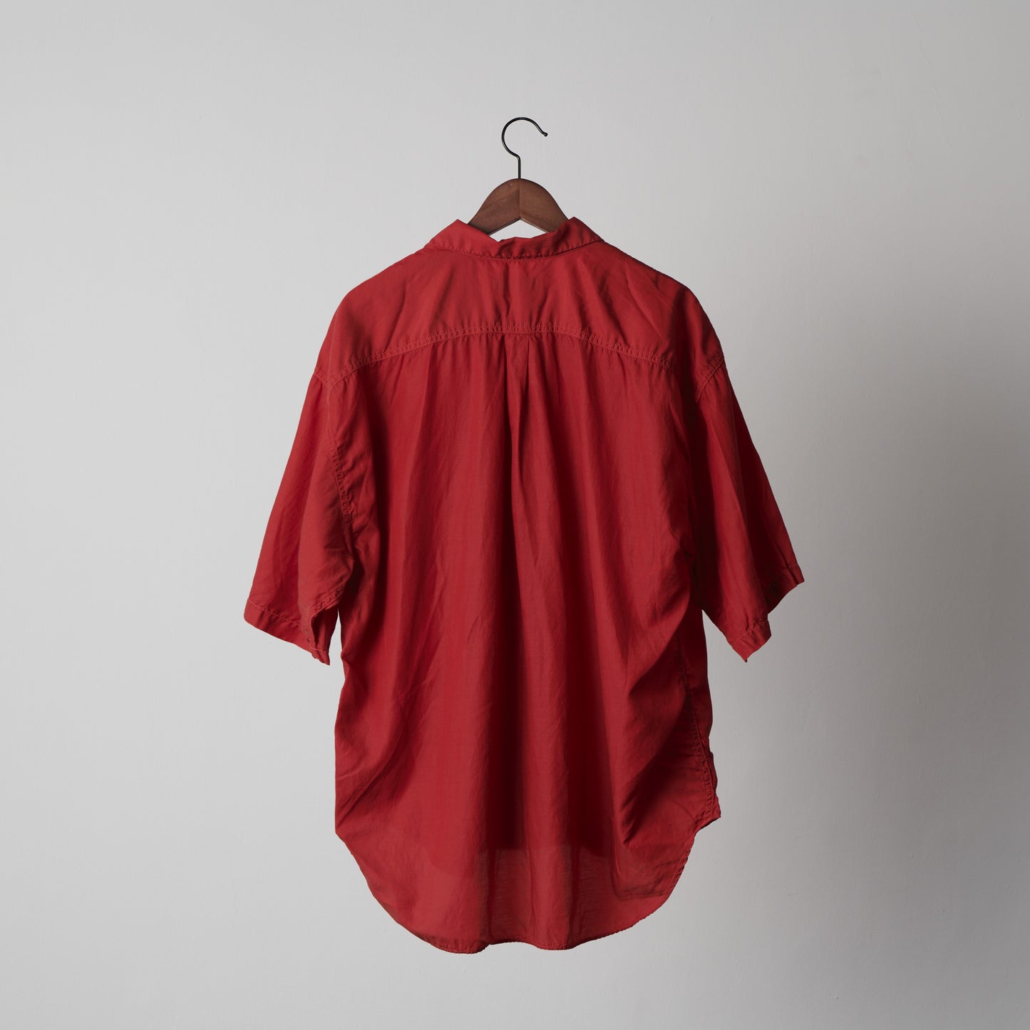 LONGTAIL HARF SLEAVED SHIRT